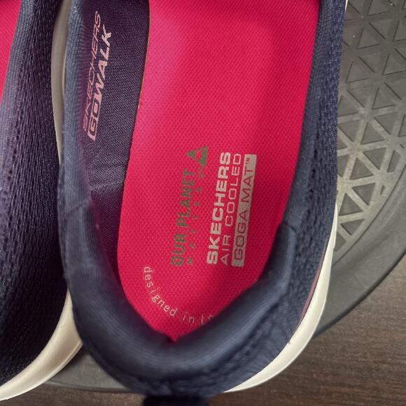 Skechers Go Walk Joy Navy Blue Womens Size 9 Wide Casual Slip On Comfort Shoes - Picture 6 of 11